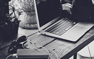 德州扑克游戏部门-年终总决赛分组形势平均 德约纳达尔出线不容易